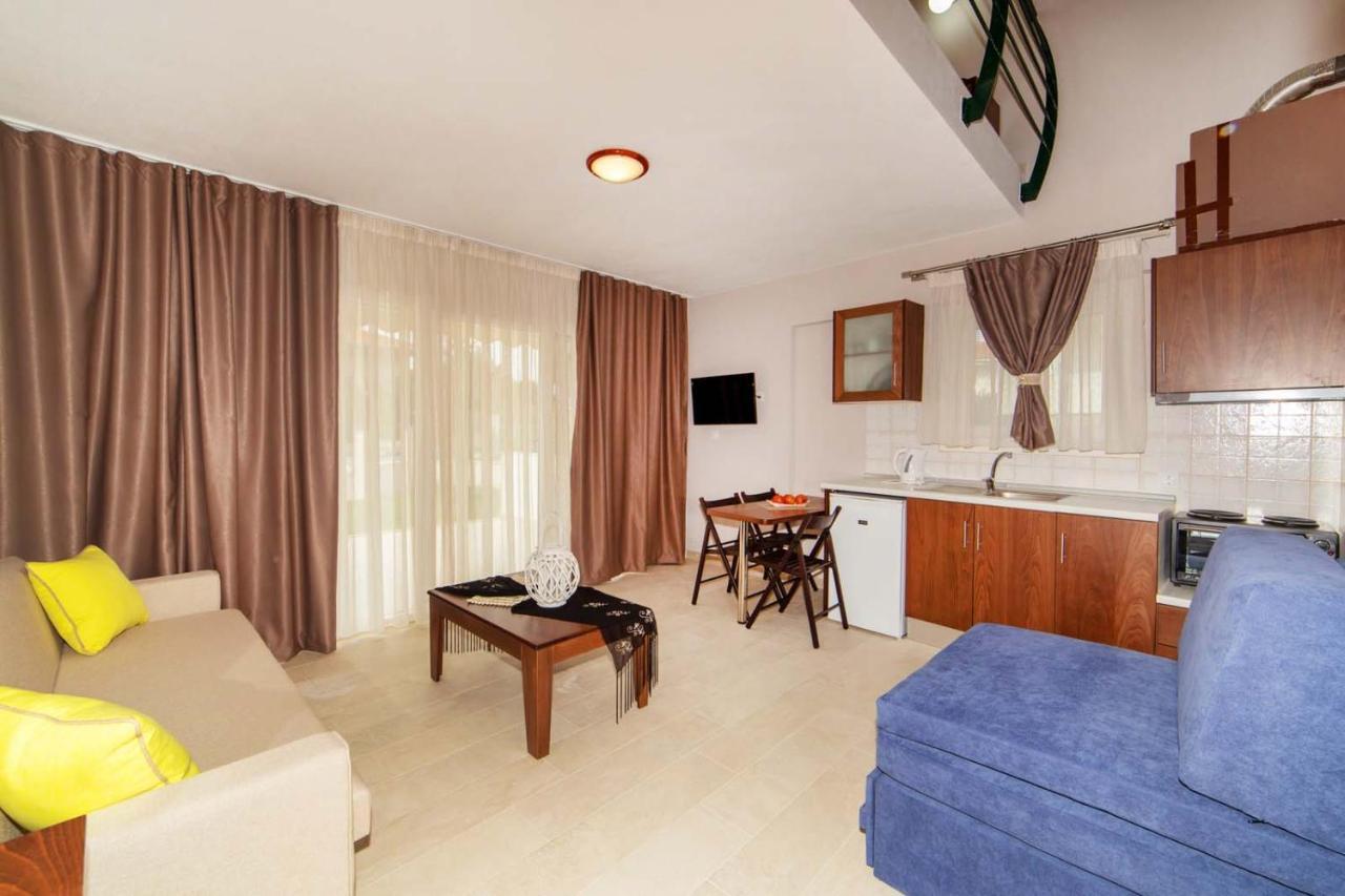Erosaria Suites Nikiti  Exterior foto